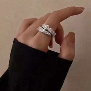Serpenti Snake Elegant Silver Crystal Band Ring